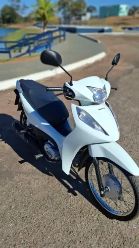 Honda Biz ES 2025/2026 - Baixa km - Documentação em dia