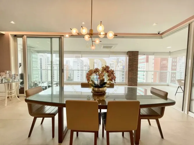 Apartamento á venda de 197m², com 3 suítes e 3 vagas no Paraíso próximo ao Ibirapuera
