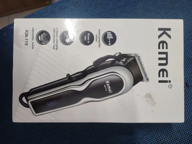 Máquina de cortar cabelo profissional sem fio kemei km 119 * Produto Novo*