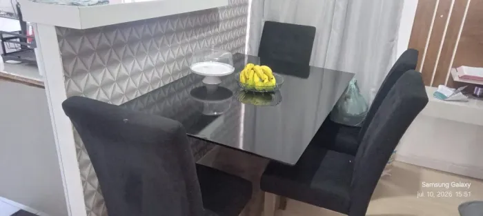 Mesa retangular 4 cadeiras