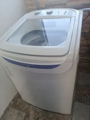 Máquina de lavar roupa Electrolux 15kg