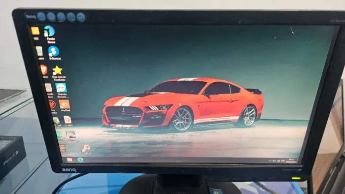 Monitor Benq 15  Led Usado Preto 127/220v - 100% Funcionando