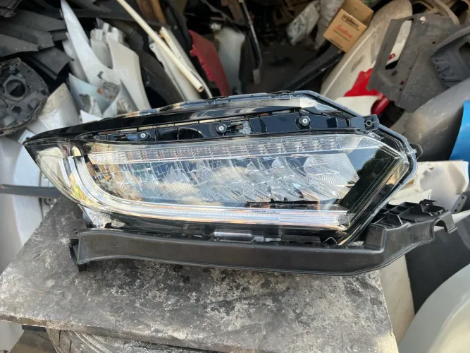Farol Honda HRV full led lado direito