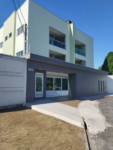 Apartamento para aluguel possui 100 metros quadrados com 3 quartos