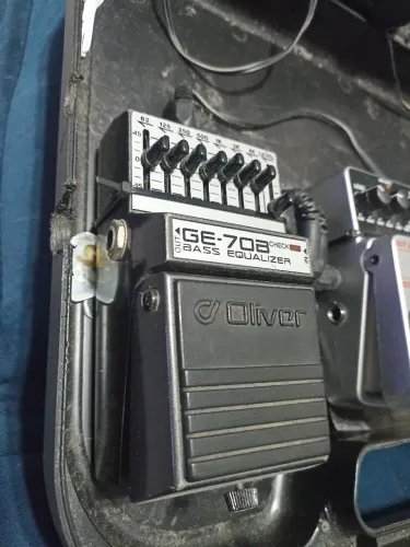 Bass equalizer