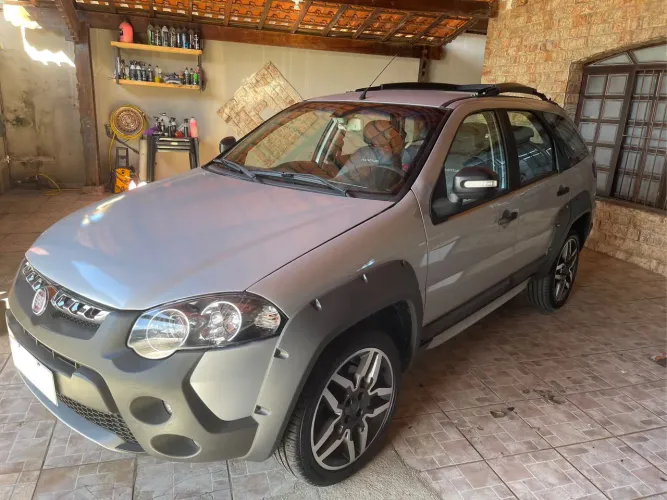 Fiat Palio Week. Adv/adv Tryon 1.8 MPI Flex 2013