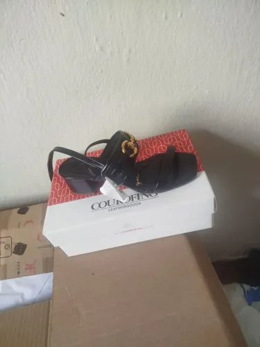 Sapatos Couro Fino