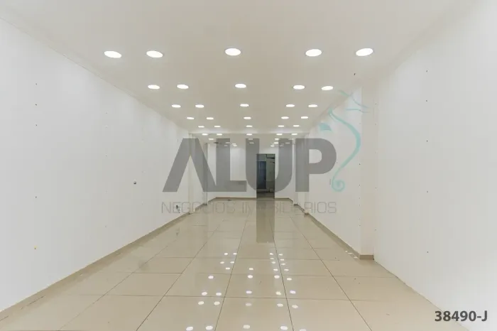Imóvel para aluguel tem 180 metros quadrados em Santo Amaro - São Paulo - SP