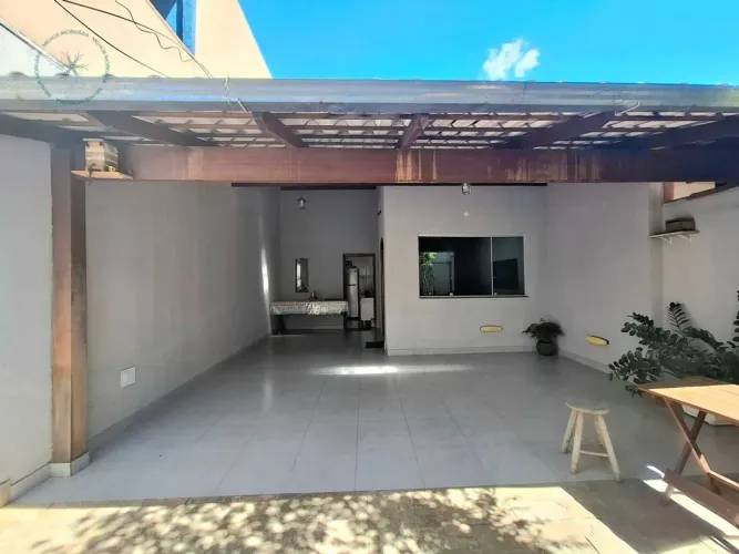 Casa Geminada à venda no bairro Planalto, Belo Horizonte - MG