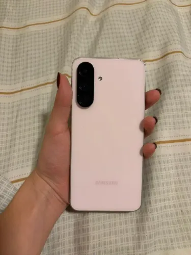 Samsung A56 256GB e 8GB de RAM, tela 120Hz