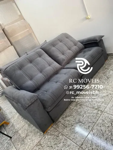 Sofá Retrátil Piacatuba com Braço Fofão - Conforto Premium