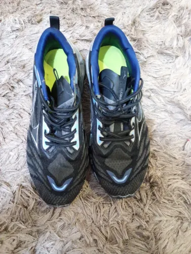 Mizuno Wave Prophecy 11