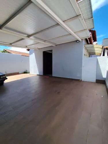 Sobrado 3 Quartos com Piscina Aquecida no Residencial Monte Carlo Região Moinho dos Vento
