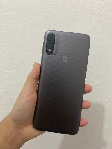 Celular Motoe20