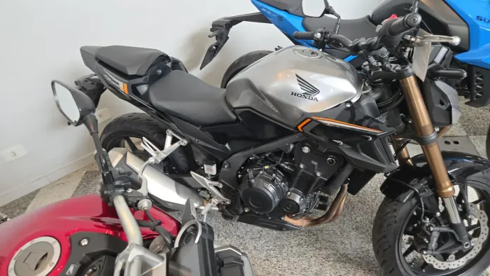 Cb 500 f