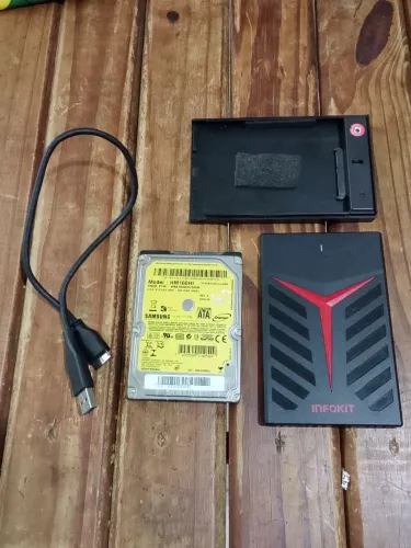Case de armazenamento externo