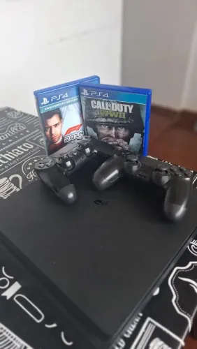 PS4 Slim 500GB à venda