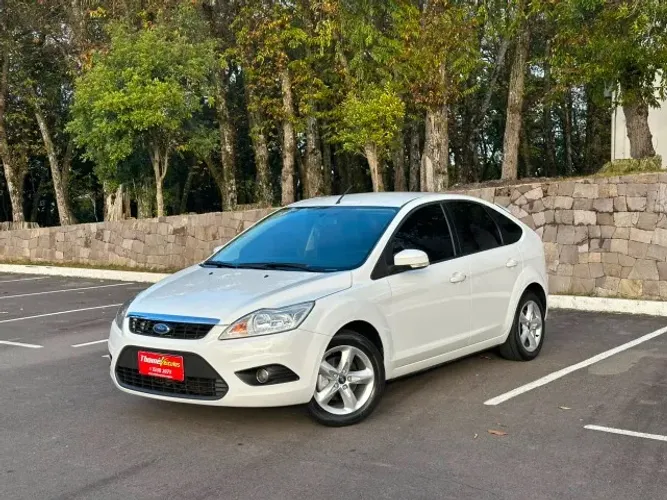 Ford Focus 1.6 S/se/se Plus Flex 8v/16v 5P 2011