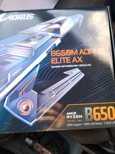 Placa AMD Ryzen B650