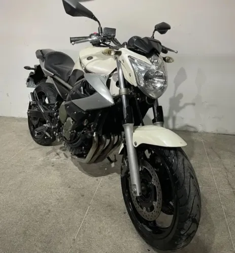 Yamaha XJ6 2010