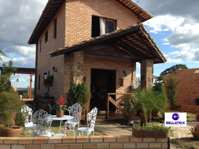 VENDE-SE CHALÉ EM PEDRO II - PIAUI