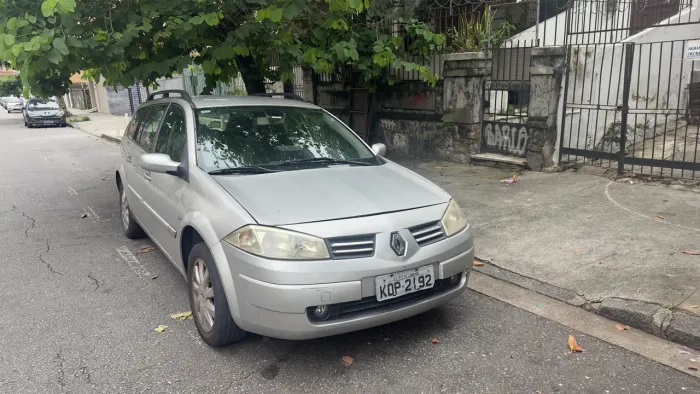 Renault Megane Grand Tour Dynam. Hi-flex 1.6 16V 2012