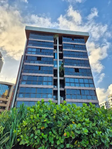 Edf. Monterrey, Aptº Jatiúca, 4 Quartos, sendo 2 Suítes