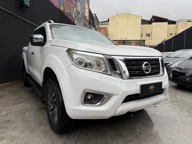 Nissan Frontier LE CD 4X4 2.3 Bi-TB Diesel Aut. 2021
