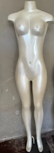 Maniquim