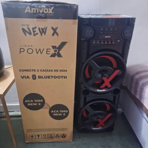 Torre som amvox aca 1300w na caixa