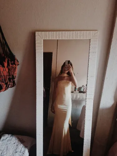 Vestido impecável, usado apenas para experimentar. ?