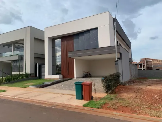 Magnifica casa alto padrão 04 quartos a venda Condomínio Villagio Toscana. Goiânia Goiás