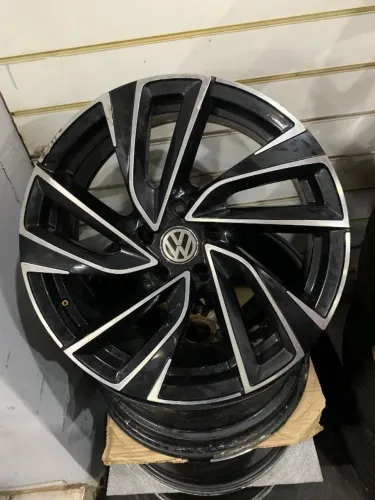 Rodas Chiara aro 18 5x112 Monacco - Golf Jetta Fusca Tiguan Taos
