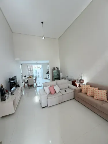 CASA À VENDA VILLAREDO BARRA ( Aceito imóvel de menor valor )