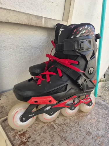 Patins Traxart Revolt tamanho 39+proteção+rodas de led