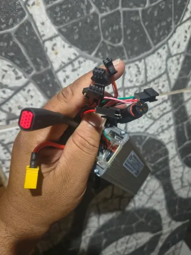 CONTROLADORA V8 PRO