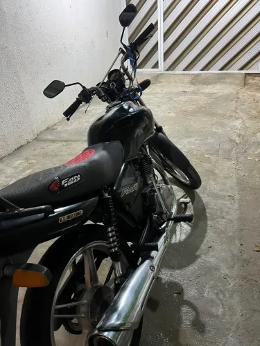 Vendo moto incrível!