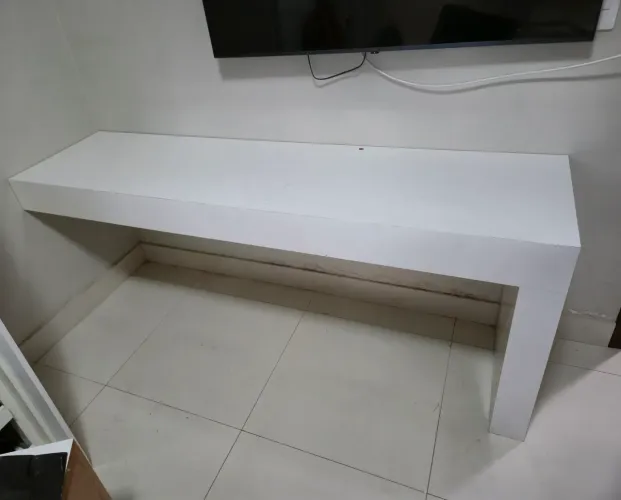 Escrivaninha (valor Negociável)