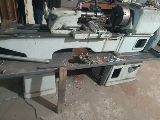 3 torno mecânico