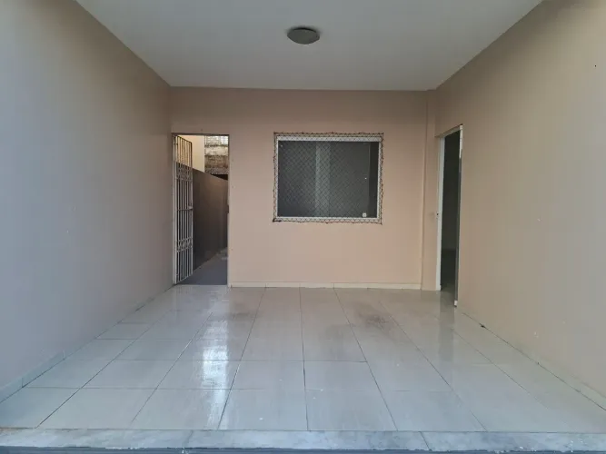 Alugo casa em Condominio
