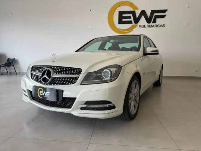 Mercedes-Benz C-200 CGI Avantgarde 1.8 16V 184cv Aut. 2012