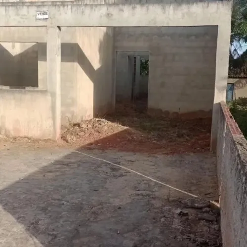 Vendo casa em ponto de telhado em Aquidabã 