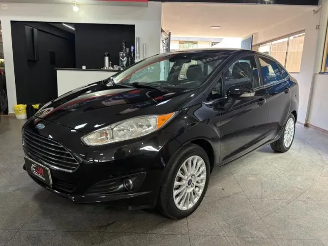 Ford Fiesta Sedan 1.6 16V Flex Aut. 2014