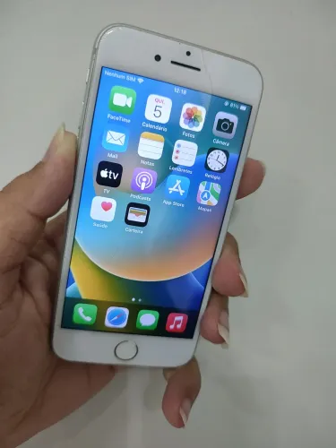 iPhone 8 64GB  com trinco na tela 