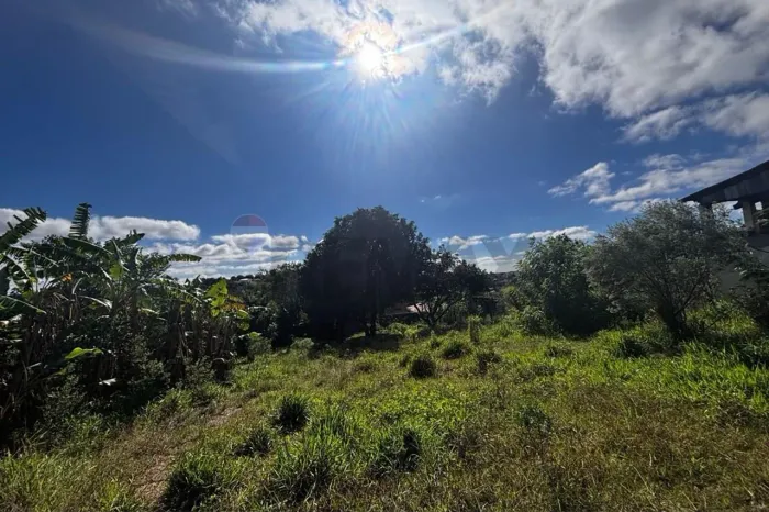 Terreno à Venda no Jardim São Manoel 2/ 1000m² /Salto de Pirapora -São Paulo / 130 mil