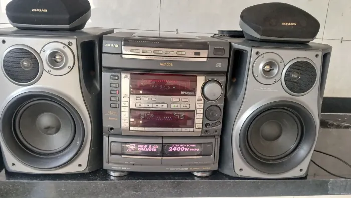 Aparelho de Som Aiwa NSX F9