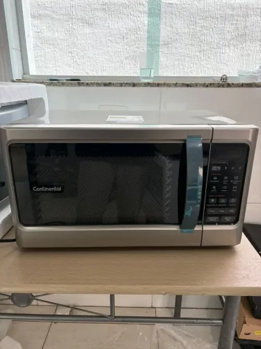 Micro-ondas AMASSADO Continental 34L Prata com Função Descongelar 220v MC34S
