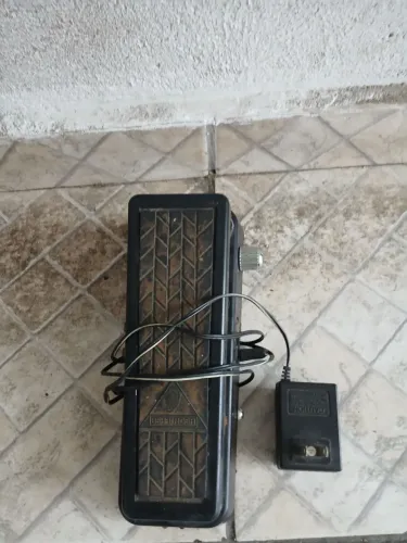 Pedal de guitarra hal hal