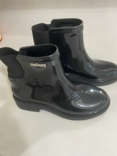 Bota Melissa