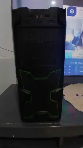 Gabinete Gamer - Muito Novo